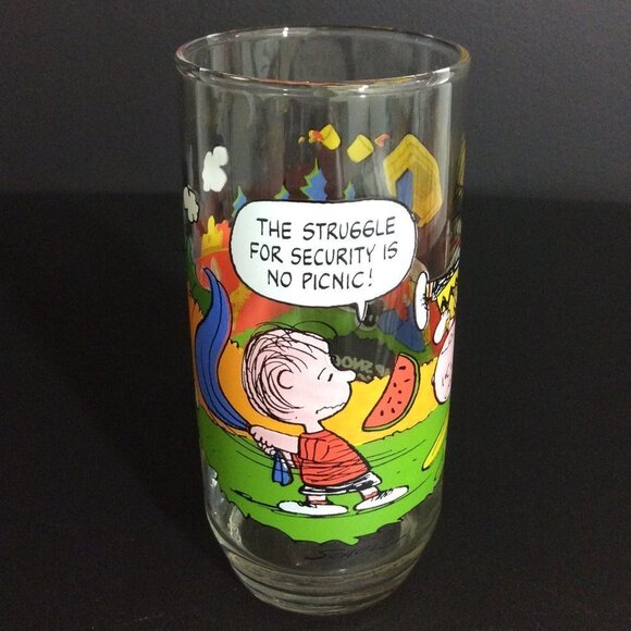 Vintage Peanuts Camp Snoopy Collection McDonalds Glass Cup 16 Oz Picnic - Picture 1 of 12
